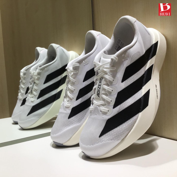 Unendo la tecnologia da gara all’estetica, Adidas Adizero Evo SL è creata per chi ama il mondo del...